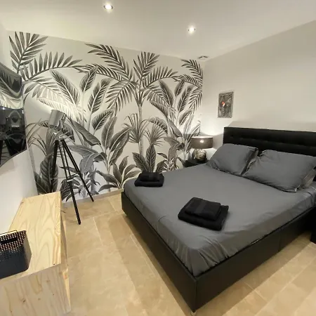 Apartment Bord De *